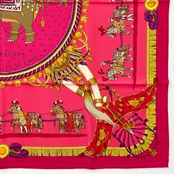 NWT Auth Hermès Carré 90 "Caparacons" in Fuchsia and Rose - Picture 10 of 10